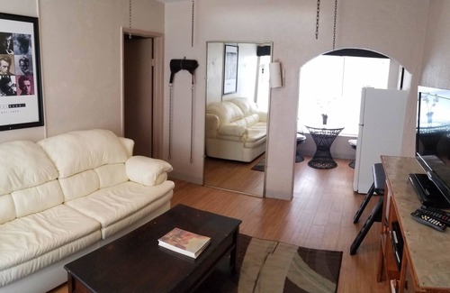 Harbordale House | Inn Leather Guest House - Male Only LGBT