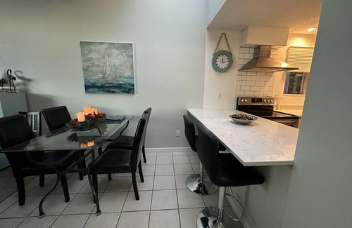 Regional District of Nanaimo Condo | INN OF THE SEA- beautiful 2 bedroom condo, OCEANFRONT Heated Pool/Hot Tub/Dock