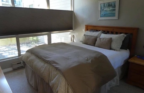North Oyster Resort | Inn of the Sea Resort, Yellow Point - #101