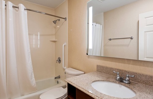 Mansfield Center Hotel | Inn on Storrs