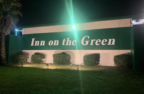 Tavares Hotel | Inn On The Green Florida