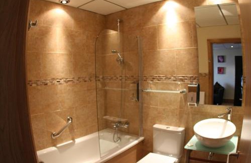 Lytham St. Anne's Hotel | Inn On The Prom At The Fernlea Hotel