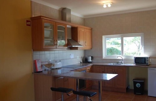 Albardeira House | Inn Seventies Cheap & Chic