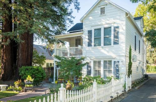 St. Helena Bed & Breakfast | Inn St Helena