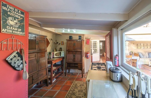 Pinelands House | Inn Style Guesthouse