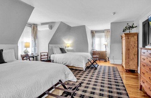 Buffalo Hotel | InnBuffalo off Elmwood