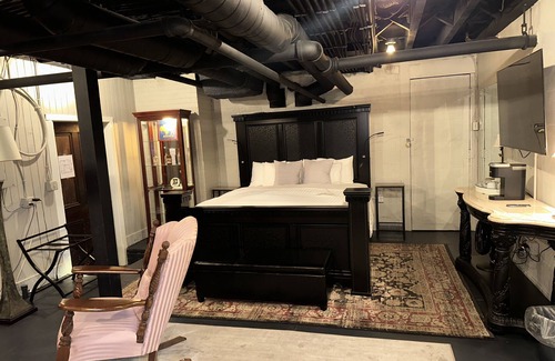 Buffalo Hotel | InnBuffalo off Elmwood