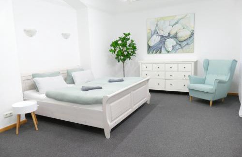 Greifswald Apartment | Innenstadt - 110m2 wunderschöner Altbau am Landesmuseum mit 3 Schlafzimmern und 2 Bädern