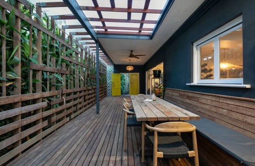 Annerley House | Inner City Oasis