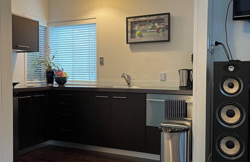 Claudelands House | INNER CITY RETREAT
