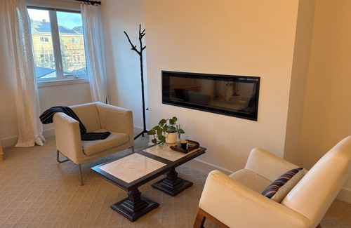 Inglewood House | Inner City Wildlands Retreat