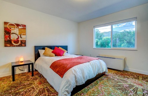 Manitou Springs Historic District Bed & Breakfast | INNhale Bed and Brunch