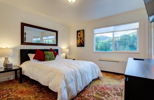 Manitou Springs Historic District Bed & Breakfast | INNhale Bed and Brunch