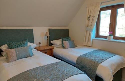 Eyam Bed & Breakfast | Innisfree Cottage