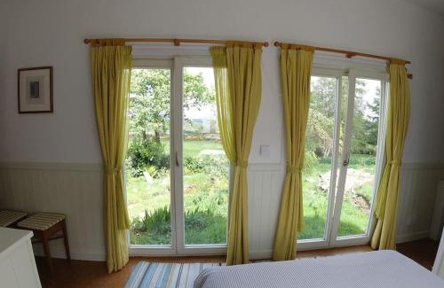 Fivemilebourne Apartment | Innisfreedom cabin