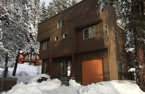 McCall House | Innovative McCall Home with WiFi