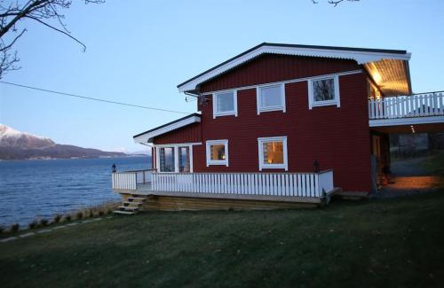 Harstad House | Innsletta holiday home
