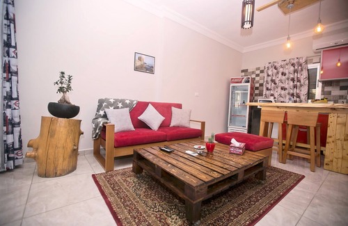 Tyre Apartment | InnTown
