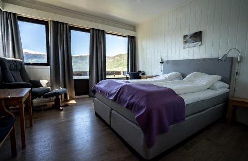 Innvik Hotel | Innvik Fjordhotell