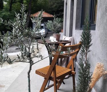 Armenia Hotel | Innwoods Hotel