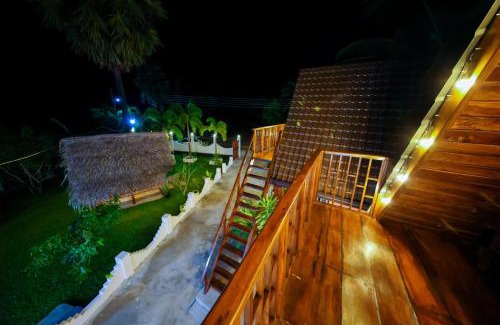 Manmunai North Hotel | Inpan's beach resort Batticaloa