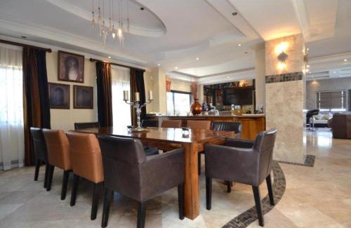 West Beach House | Inside residence