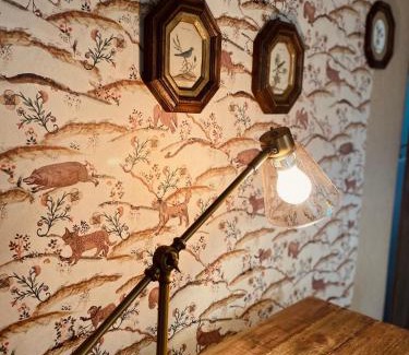 Bezdead Bed & Breakfast | Inside, The Village- Atelier