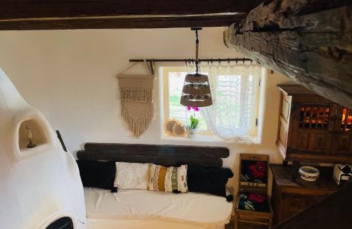 Bezdead Bed & Breakfast | Inside, The Village- Wooden Hideaway