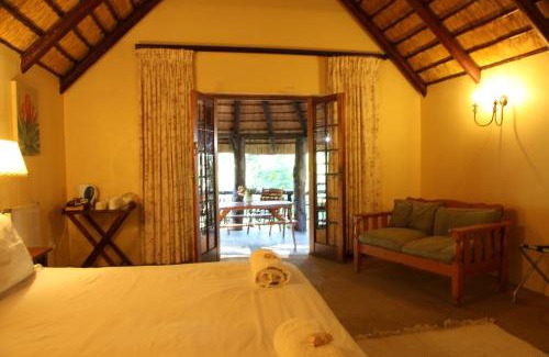 Mid Illovo Cabin | iNsingizi Lodge
