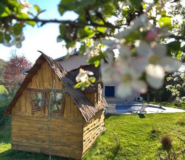 Ronchamp Cabin | Insolite avec piscine Au Bonheur Comtois