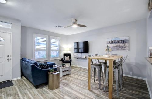 North San Antonio - SAT House | Inspiration - A Birdy Vacation Rental