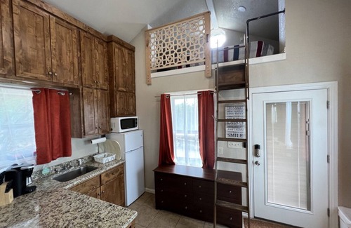 Jacksboro House | Inspiration Cabin at Lake Godstone