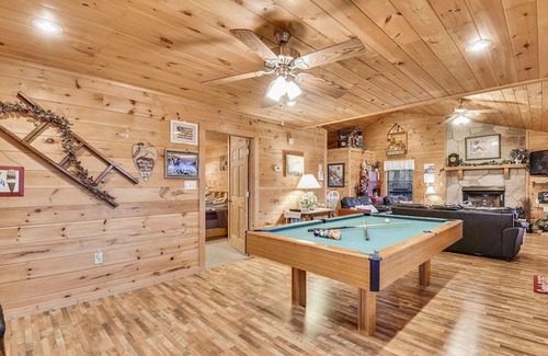 Gatlinburg - Pigeon Forge House | Inspiration Point 1 Bedroom 1 Bathroom Cabin