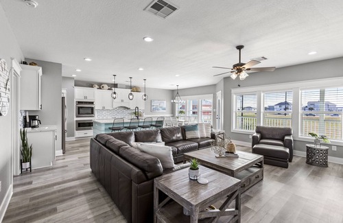 Indian Beach House | Insta-Ahhh! - A coastal haven in Indian Beach. Epitome of relaxation and style!