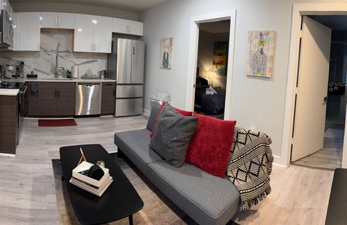 Old East Dallas Apartment | Insta-Perfect Designer Inspired Stay