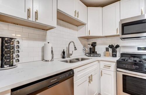 Central Colorado Springs House | Institute Aura! Family Home w Quiet Workspace