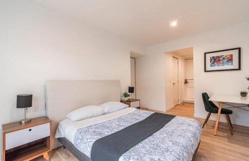 San Jose Insurgentes Apartment | Insurgentes Area Apt Balcony, Outdoor Lounge