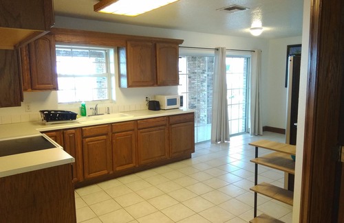 Tropic House | Inter-Coastal 2 Apts. within Villa, heated pool & waterfront, sleeps 9