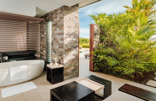 Natadola Hotel | InterContinental Fiji Golf Resort & Spa by IHG