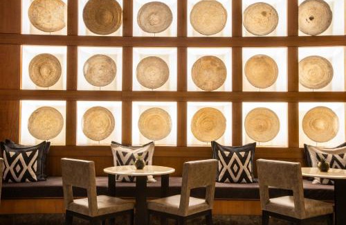 O.R. Tambo Hotel | InterContinental Johannesburg OR Tambo Airport Hotel by IHG