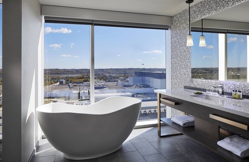 Minneapolis - St. Paul Hotel | InterContinental Minneapolis - St. Paul Airport by IHG