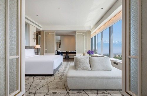 Yining Hotel | InterContinental Yining by IHG