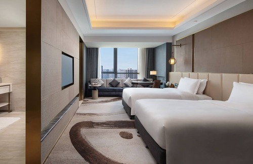 Erqi Square Hotel | InterContinental Zhengzhou Zhengdong by IHG