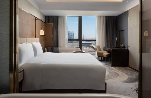 Erqi Square Hotel | InterContinental Zhengzhou Zhengdong by IHG