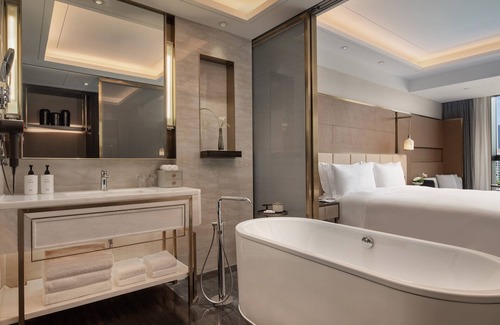 Erqi Square Hotel | InterContinental Zhengzhou Zhengdong by IHG