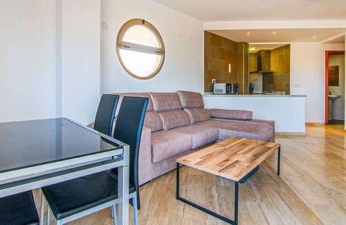 Puzol Apartment | Interesting vacation apartment with special cut awaits you near the beach.