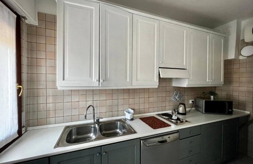 Mestre Apartment | Interior1 - family or group apartment with private parking space