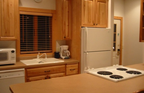 Nisswa Condo | Interlachen Town Home-Gull Lake- Brainerd - Nisswa, Minnesota