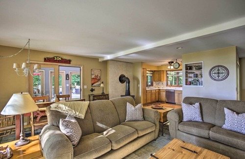 Interlochen House | Interlochen Home on Green Lake w/Dock & Beach!