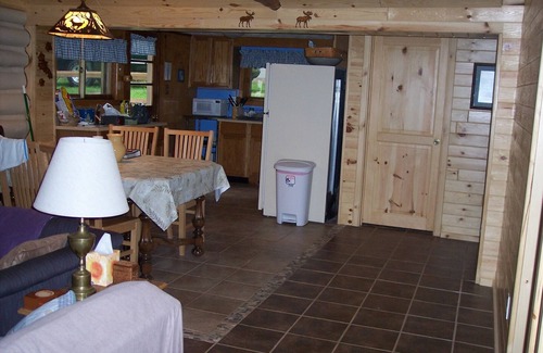 Bellaire Cabin | Intermediate Lake Log Cabin w/AIR. Don't miss the fall Colors!